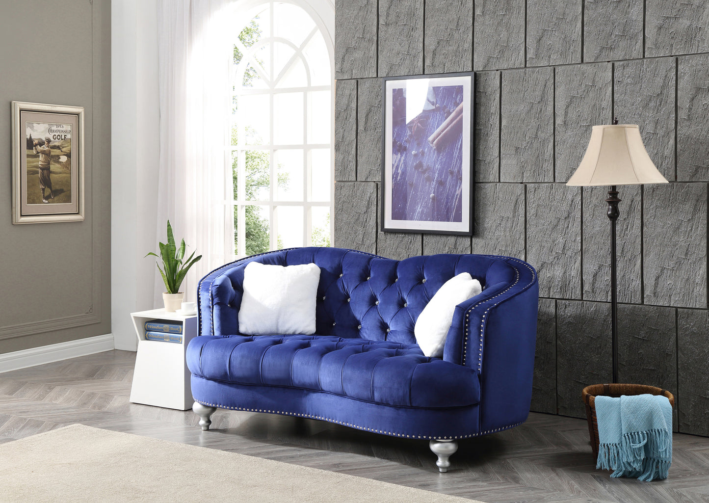 Nana Traditional Loveseat - Blue