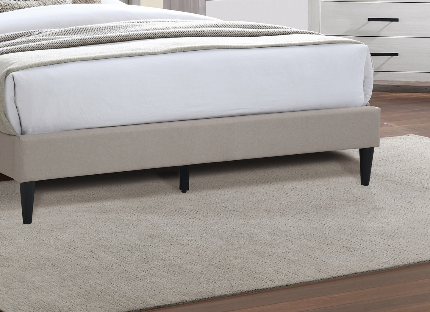 Tranet Queen Size Bed - Light Brown