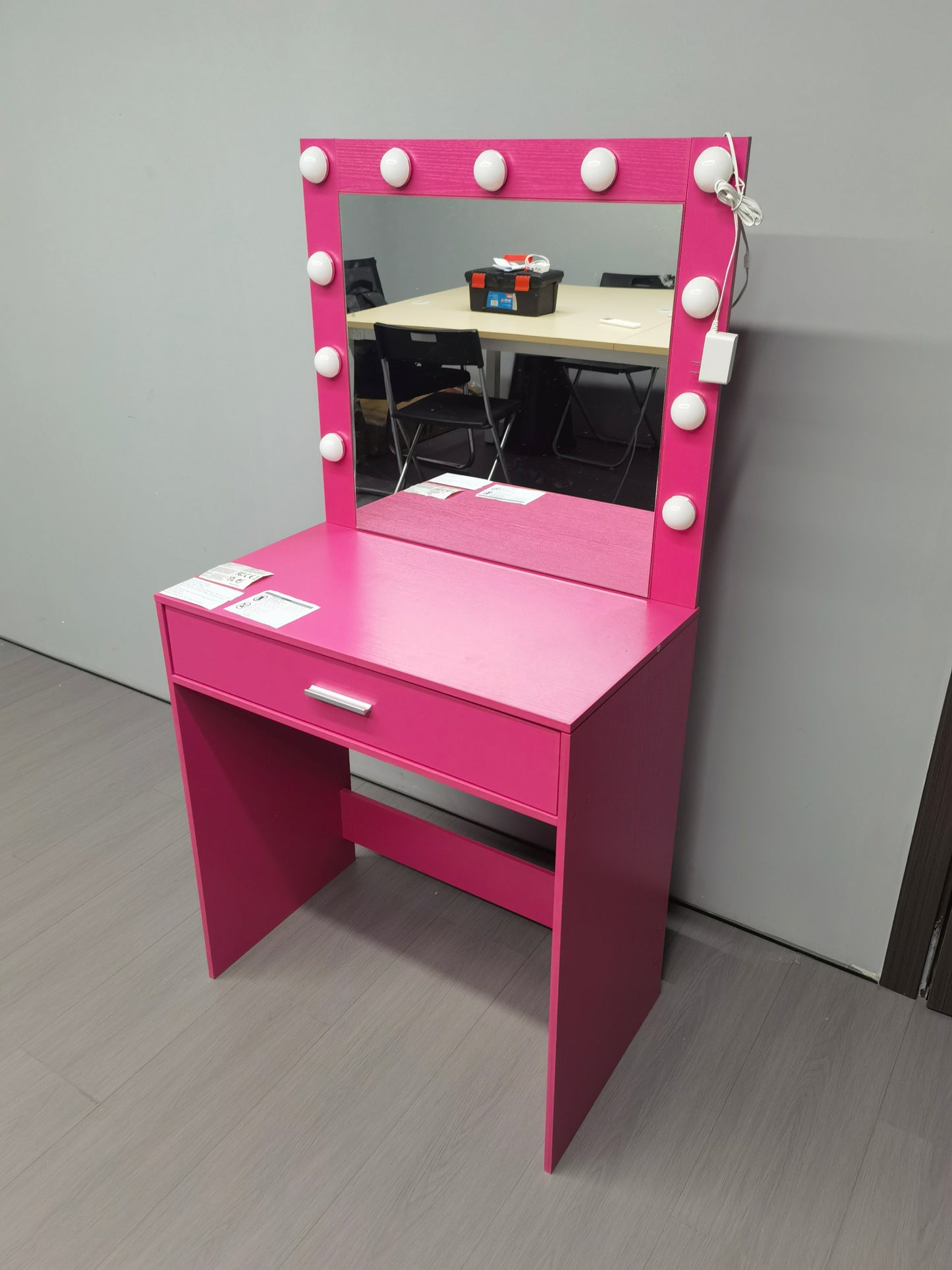 Auro Vanity Desk with Mirror & Light - Pink