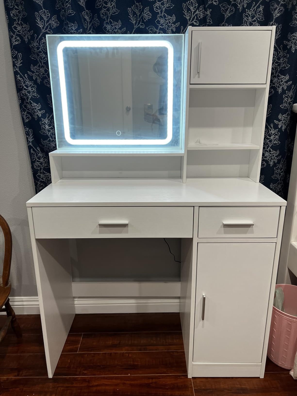 Alyssa Vanity Desk with Mirror and LED Light Strip - White