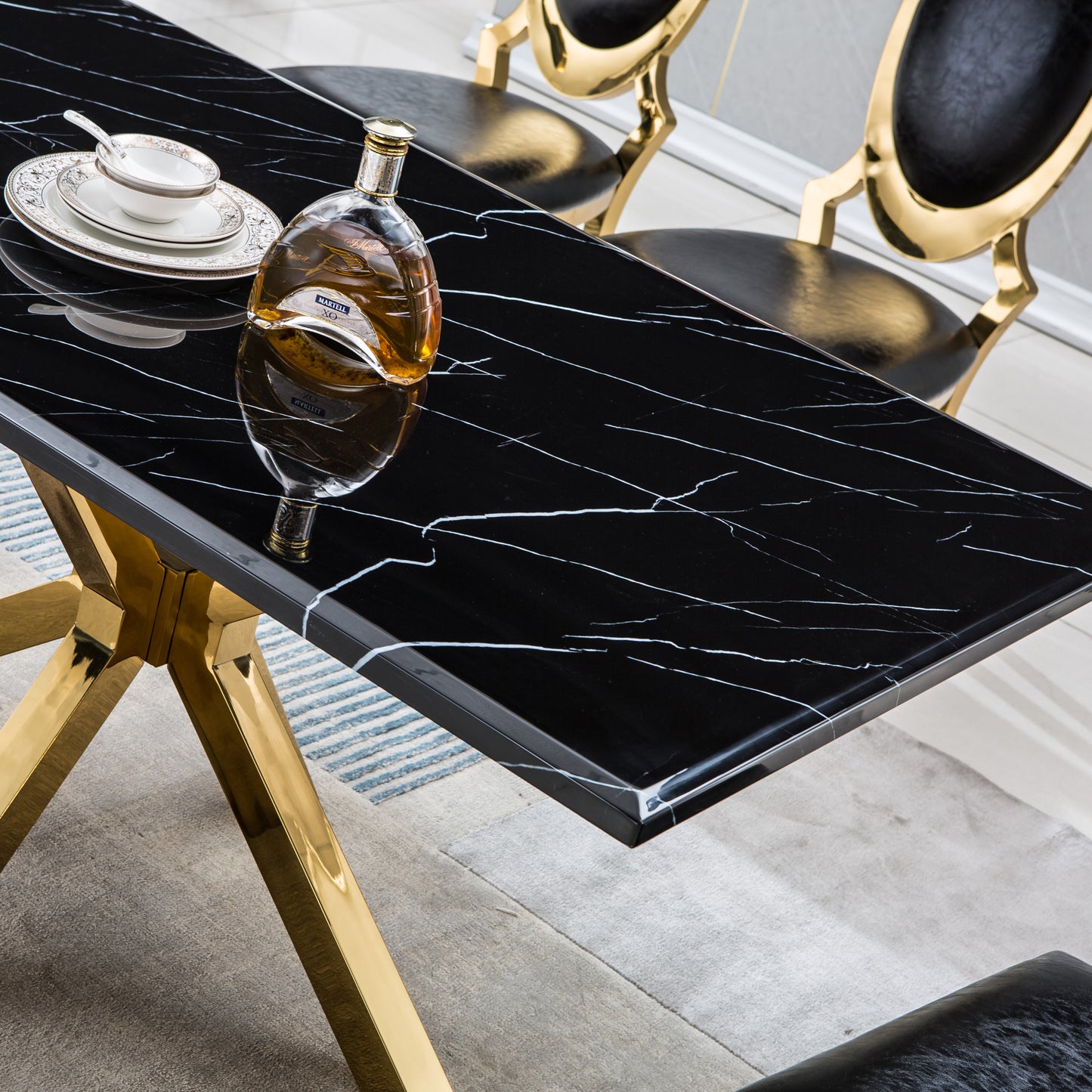 Elegant Gold Fusion Marble Dining Table