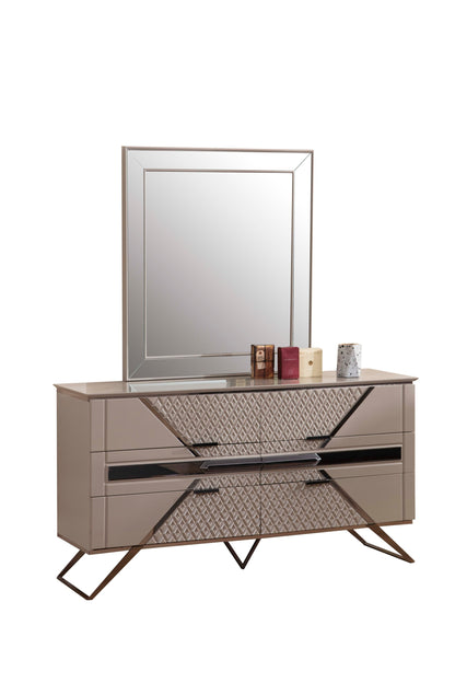 Graywood Reflection Dresser