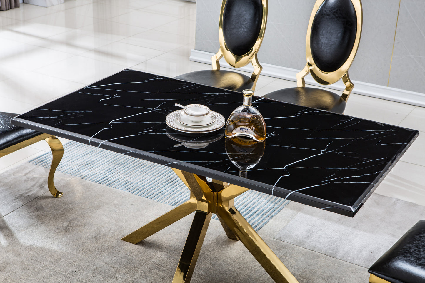 Elegant Gold Fusion Marble Dining Table